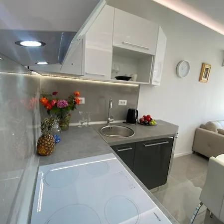 Apartament White Sapphire *